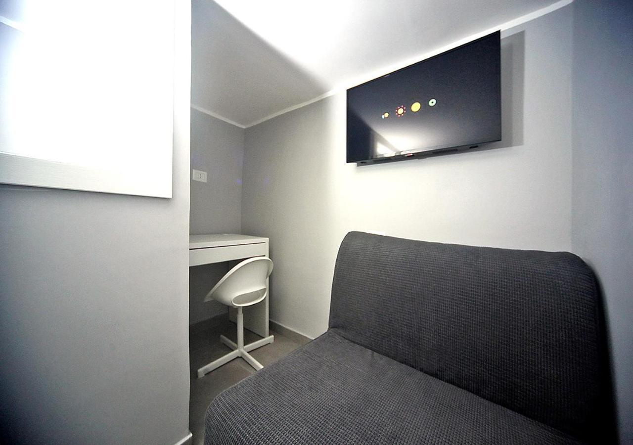 ナポリLa Casa Di Helenaアパートメント エクステリア 写真